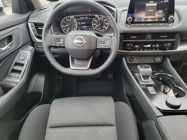 2026 Nissan Rogue SV - Photo 28