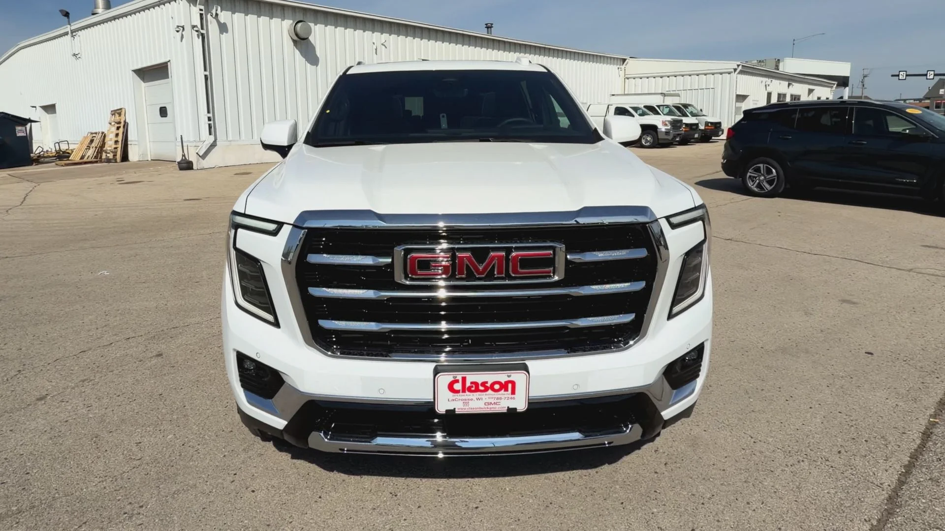 New 2026 Summit White GMC Elevation image 27