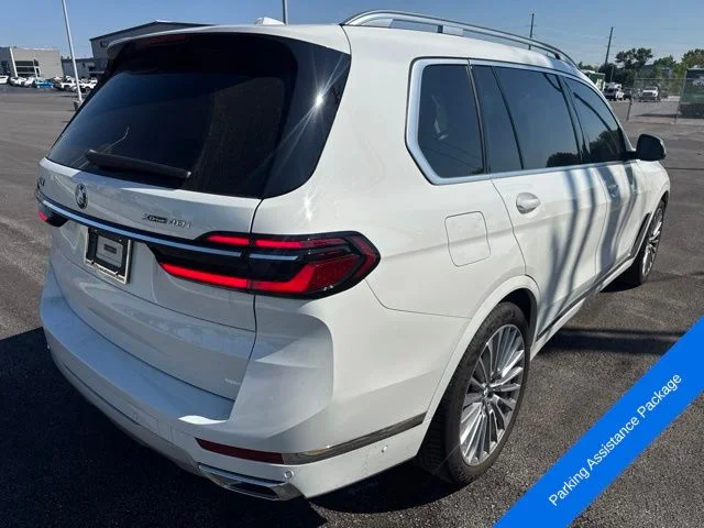 Used 2025 Alpine White BMW xDrive40i image 6