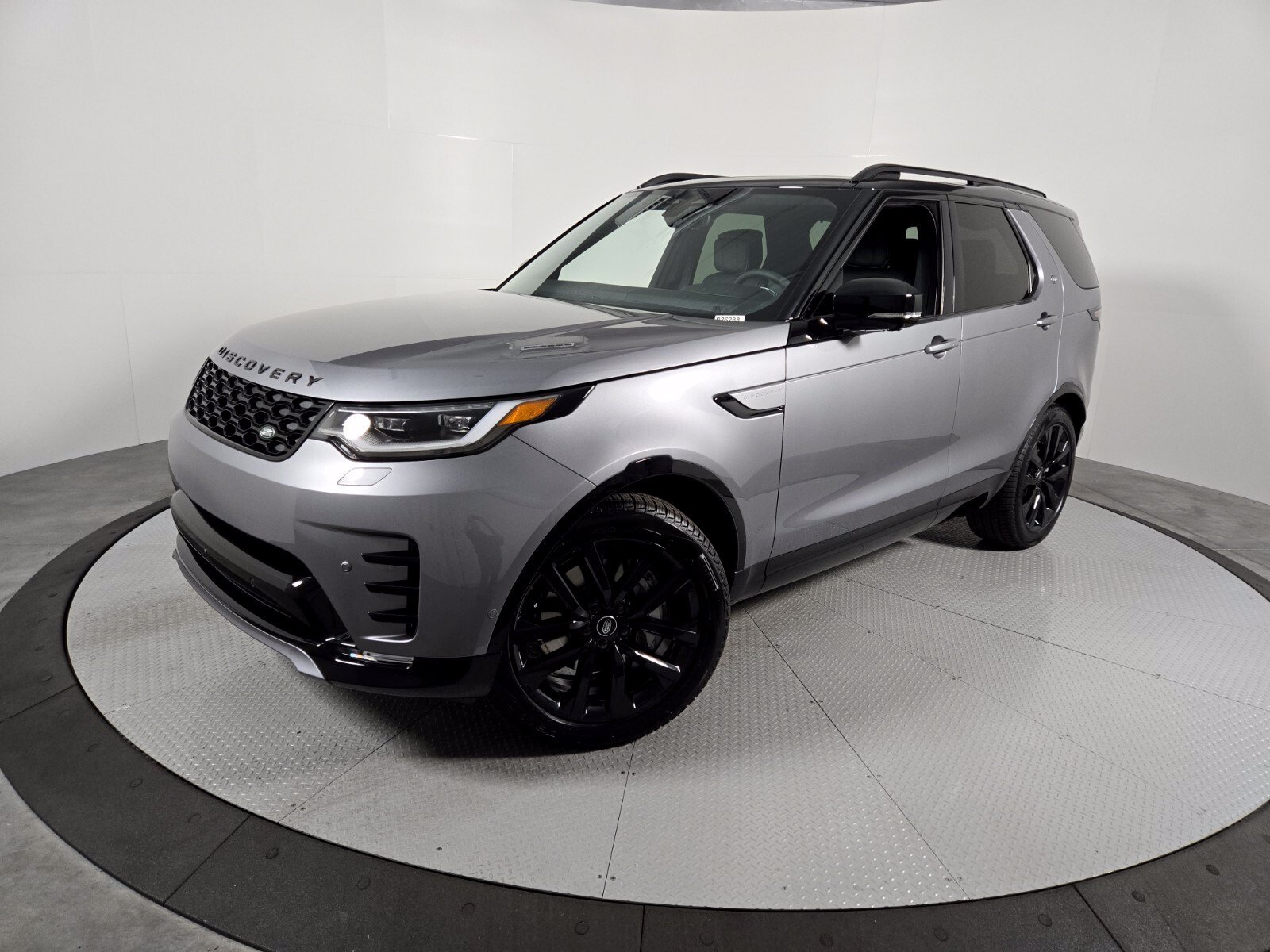 2026 Land Rover Discovery