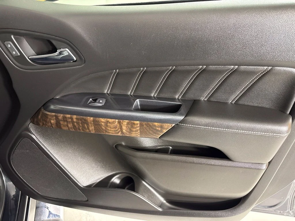Used 2021 Green GMC Denali image 15