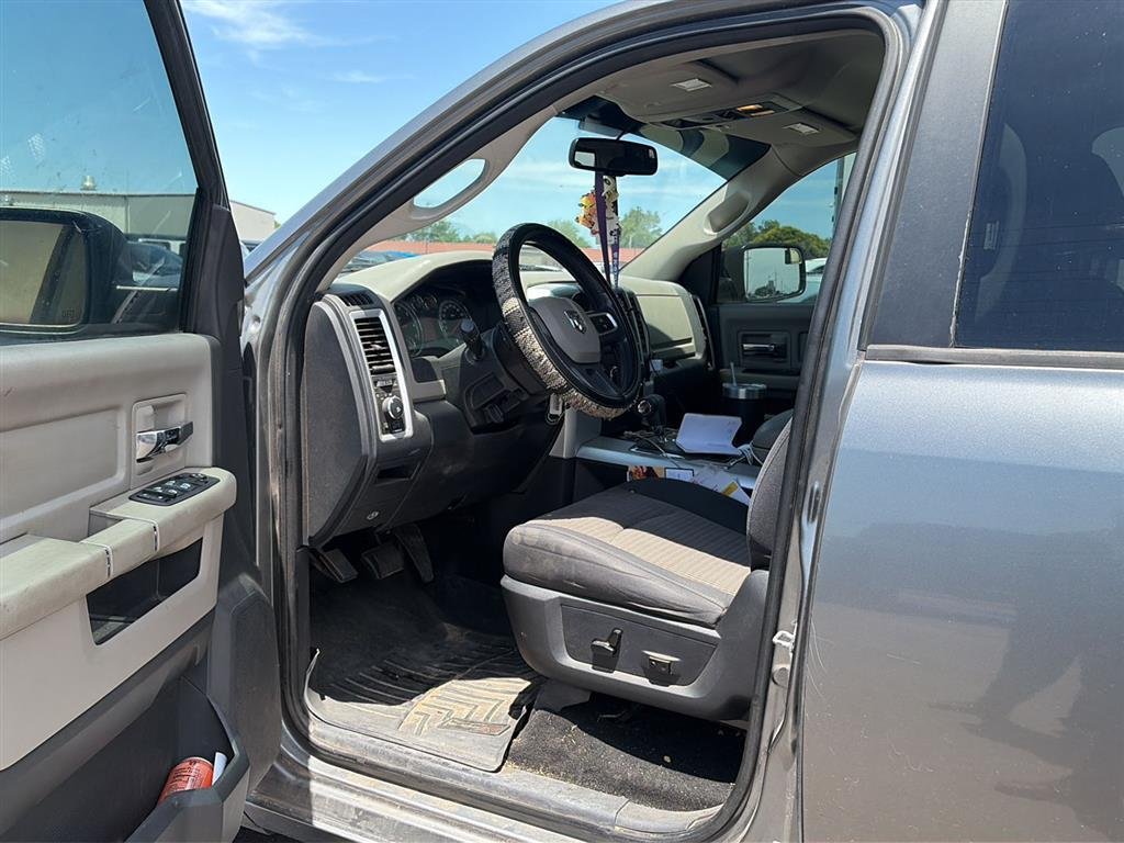 Used 2011 Bright Silver Metallic Ram Big Horn image 9
