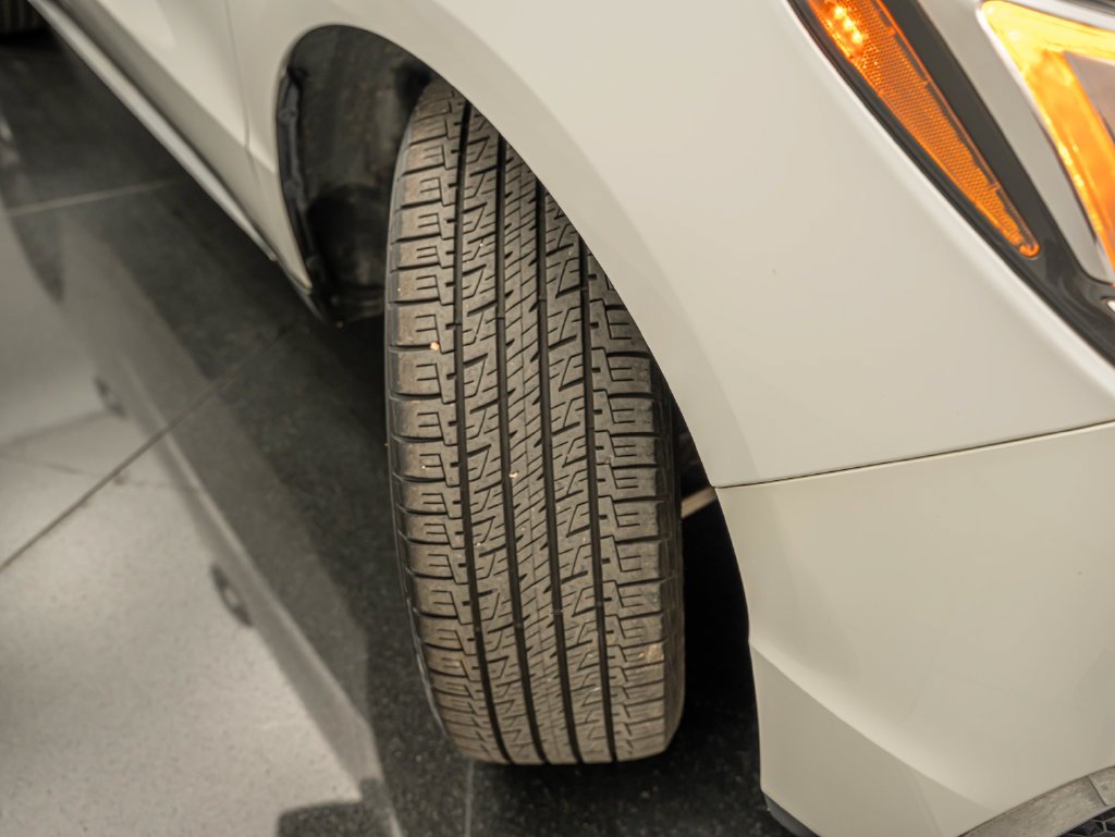 Used 2020 Platinum White Pearl Acura SH-AWD with Technology Package image 57