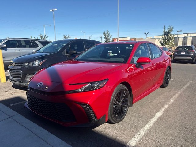 2025 Toyota Camry SE