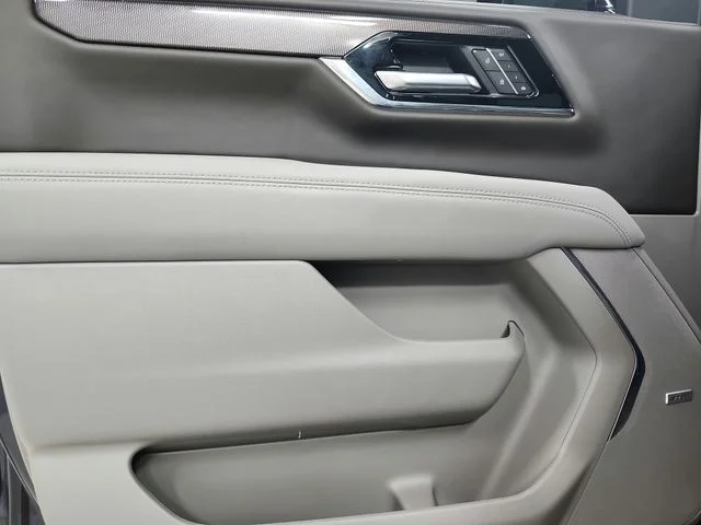 Used 2026 Silver GMC Elevation image 34