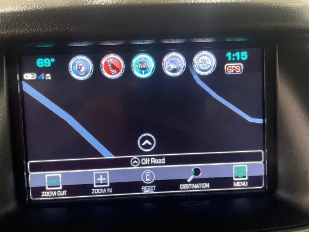 Used 2020 Shadow Gray Metallic Chevrolet LT image 20