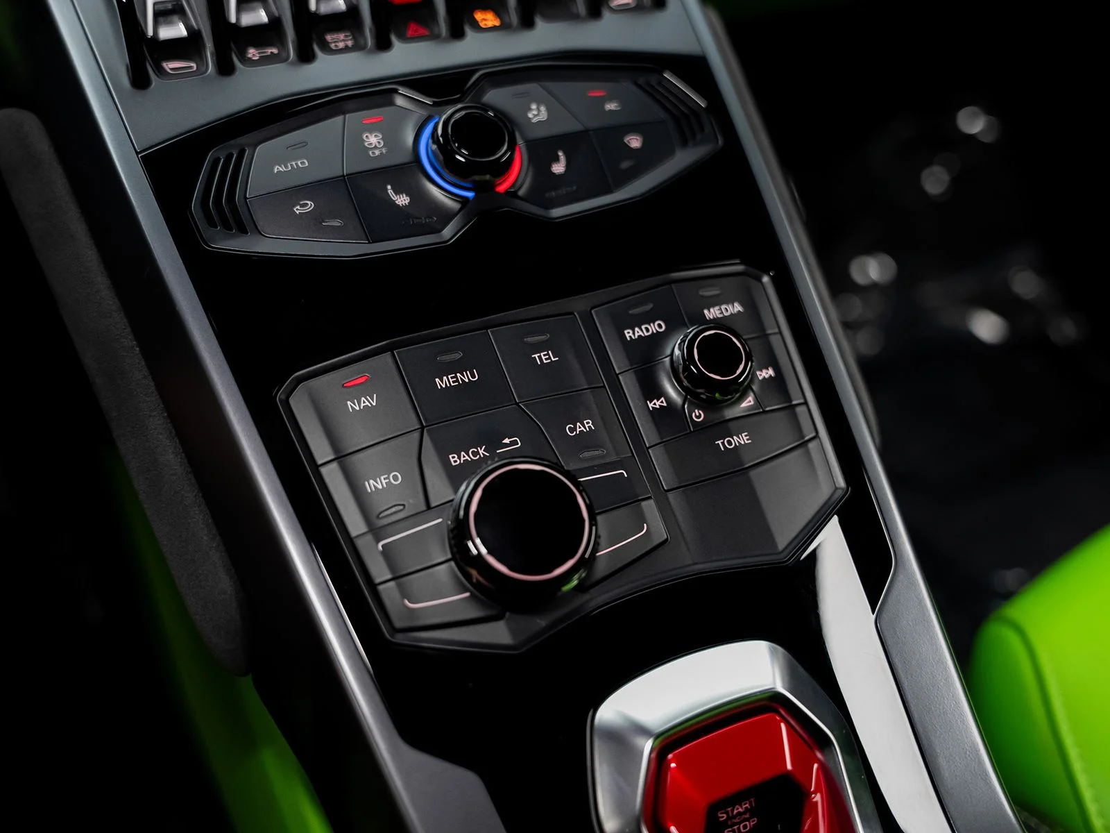 Used 2015 Green Lamborghini LP610-4 image 46