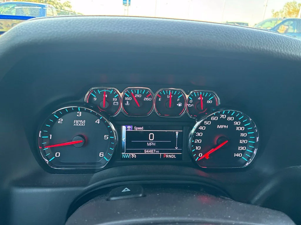 Used 2018 SUMMIT WHITE Chevrolet LS image 11