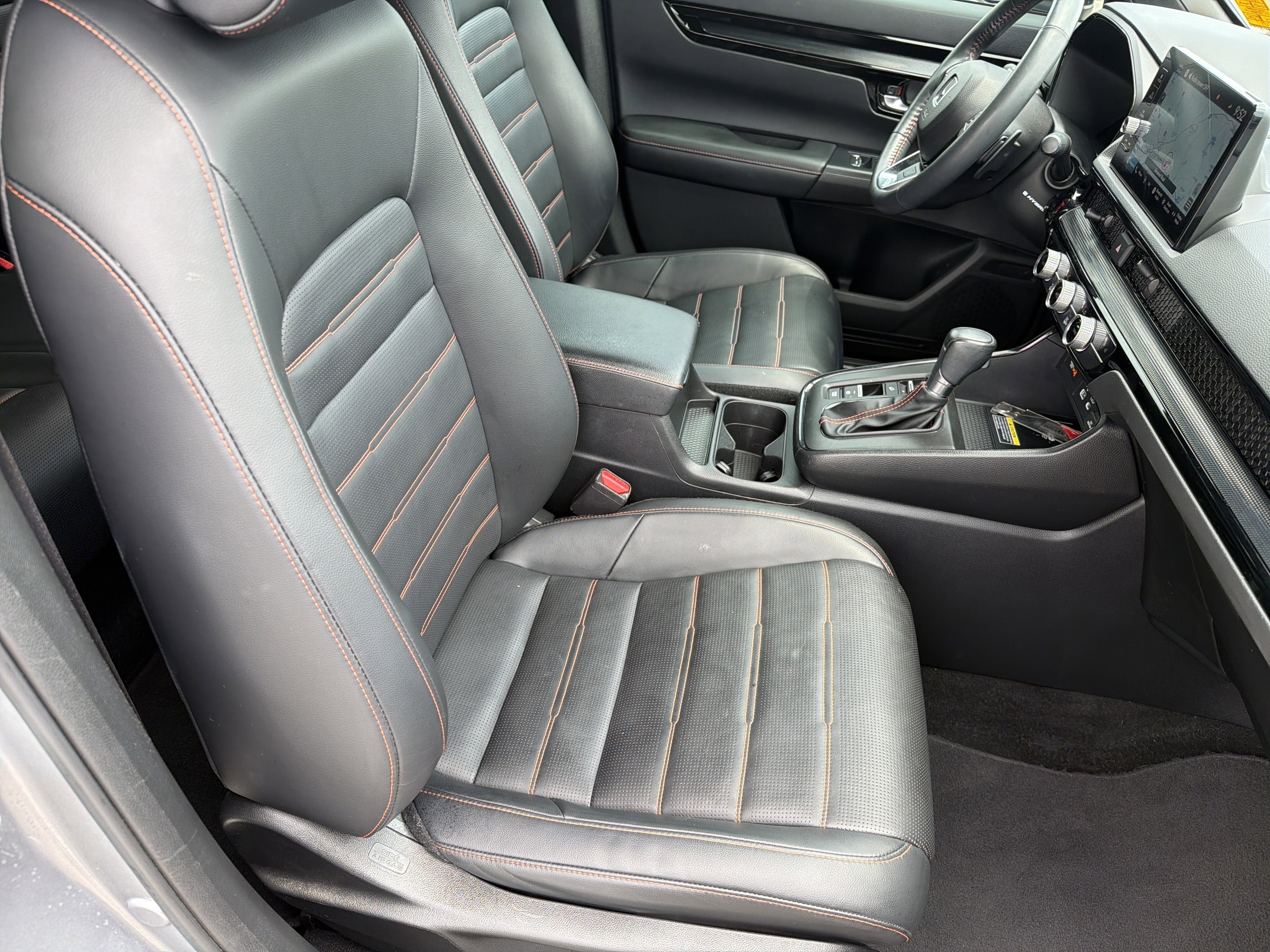 Used 2023 Lunar Silver Metallic Honda Sport Touring image 14