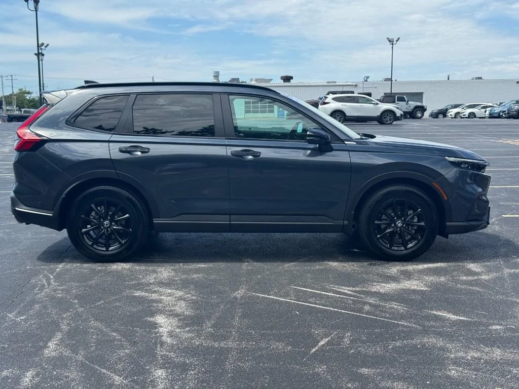 Certified Used 2026 Gray Metallic Honda Sport-L image 3
