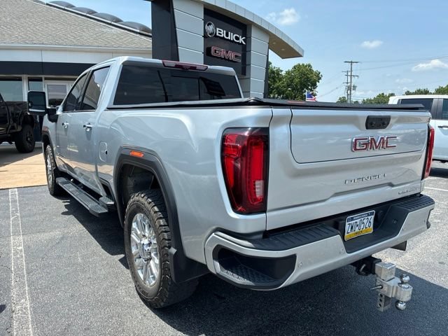 Used 2022 Quicksilver Metallic GMC Denali image 4