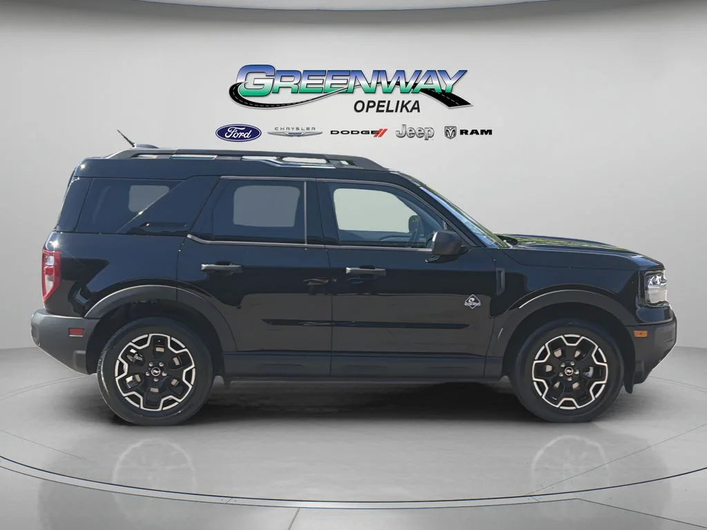 New 2026 Shadow Black Ford Outer Banks® image 45