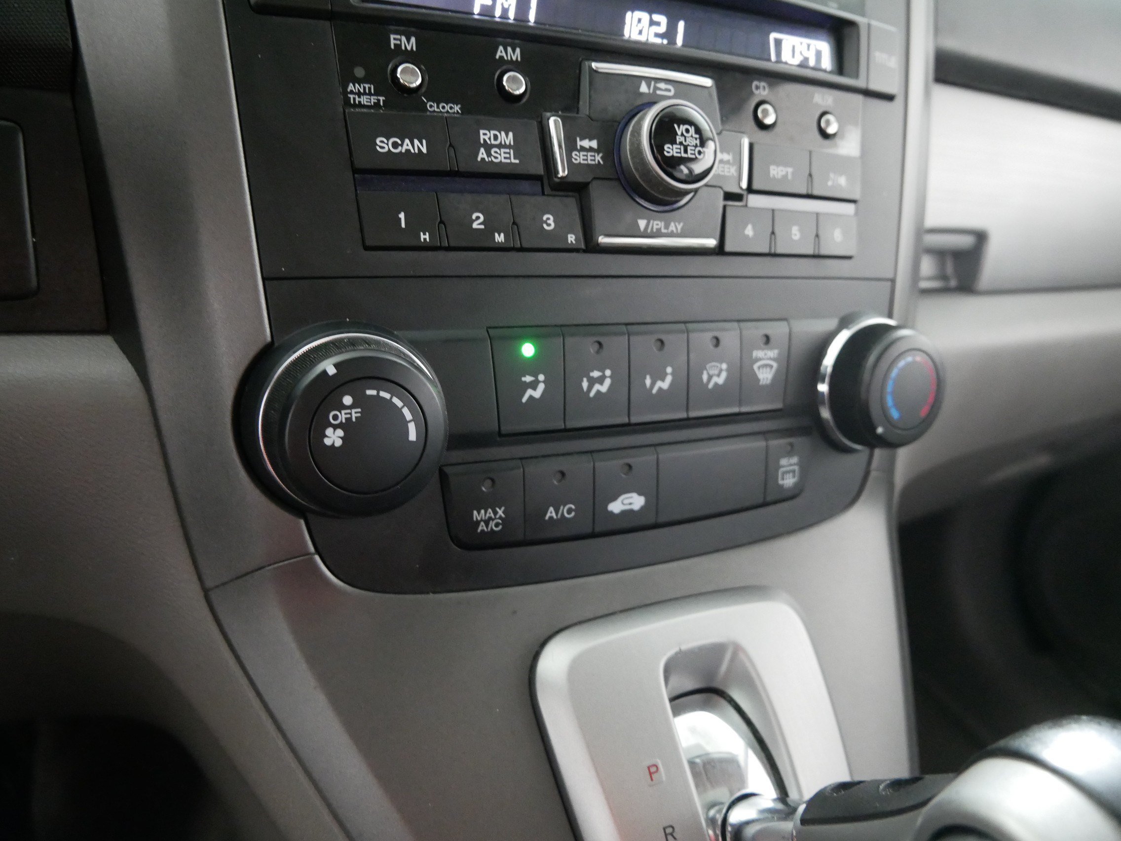Used 2011 White Honda EX image 23