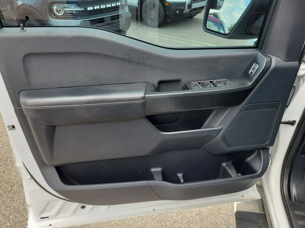 Used 2023 Oxford White Ford XL image 13