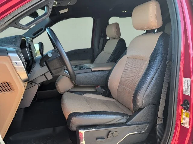 Used 2022 Red Metallic Ford Lariat image 9