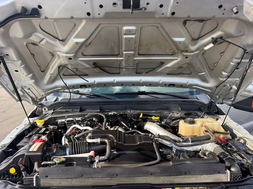 Used 2015 Ingot Silver Ford Lariat image 38