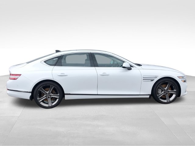 Used 2021 White Genesis 3.5T image 9