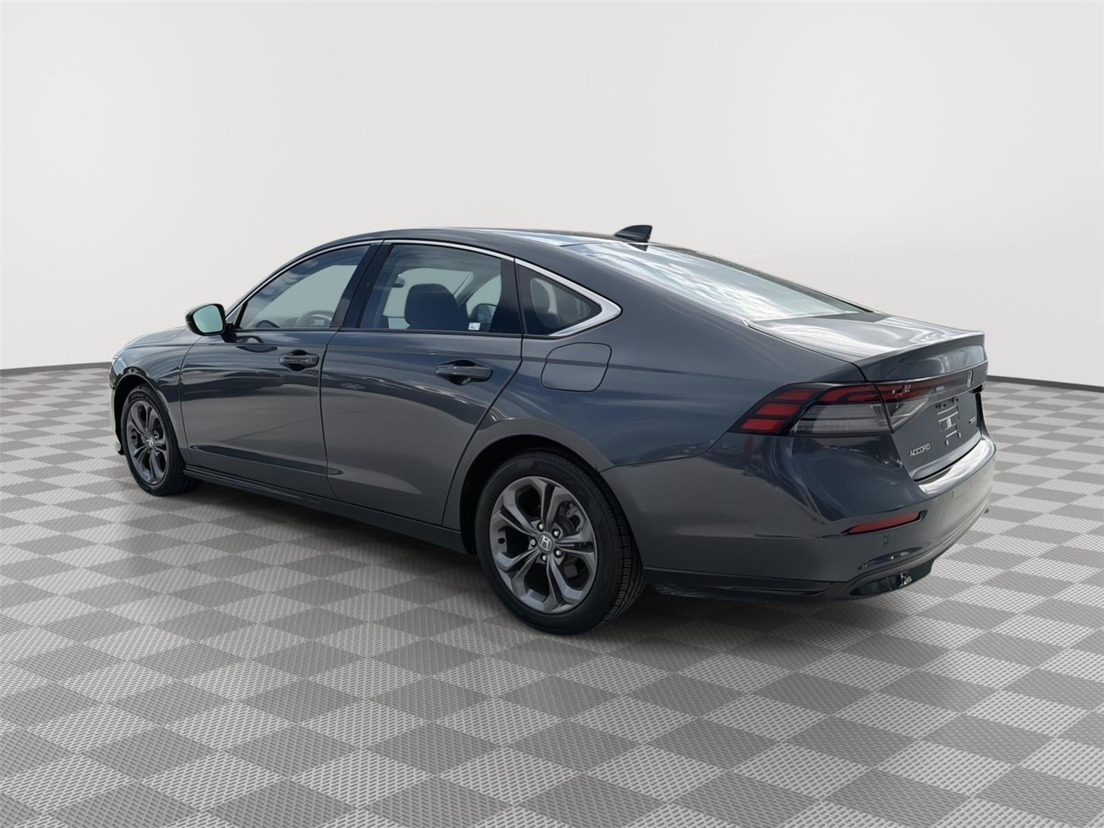 Used 2023 Meteorite Gray Metallic Honda EX-L image 6