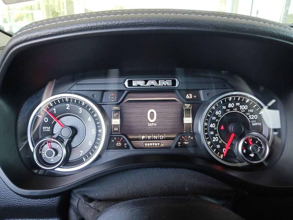 Used 2021 Black Ram Laramie image 19