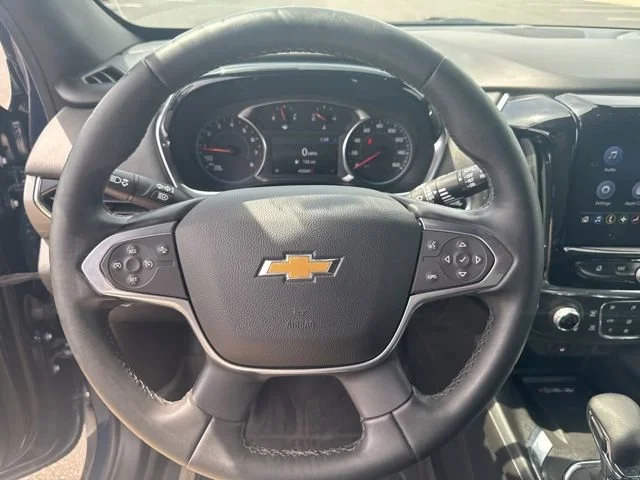 Used 2023 Northsky Blue Metallic Chevrolet LT Cloth image 16