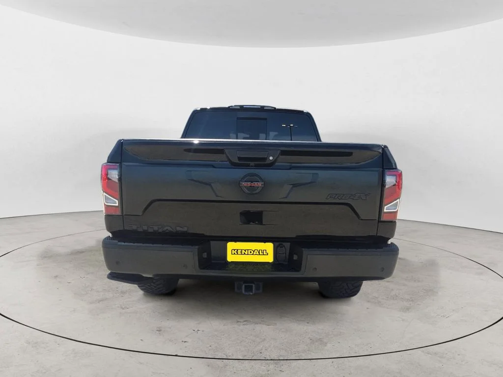 Used 2021 Black Nissan PRO-4X image 4
