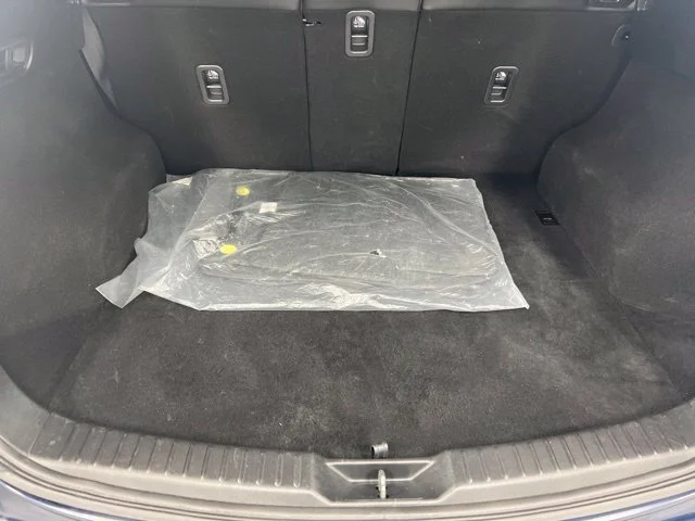 Used 2018 Blue Mazda Touring image 9