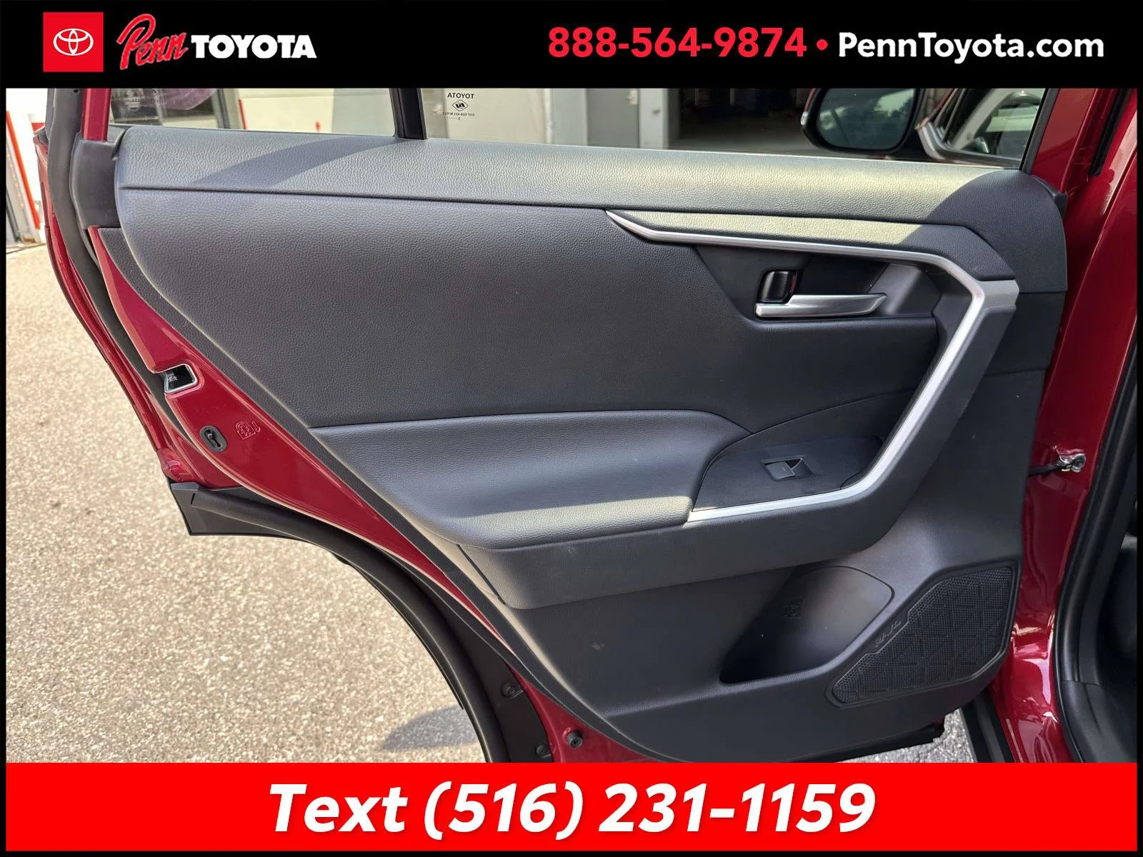 Used 2023 RUBY FLARE PEARL Toyota XLE image 20