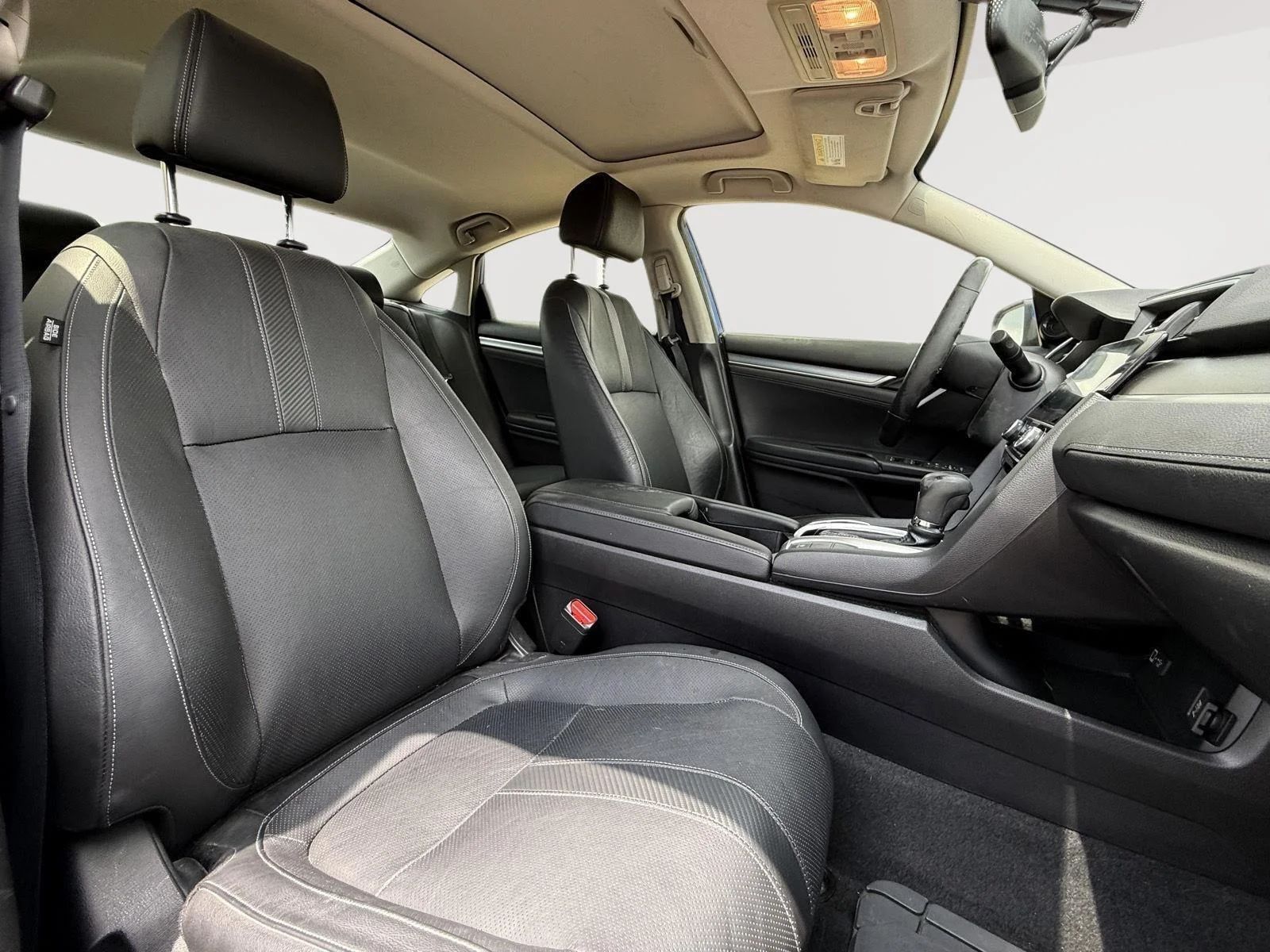 Used 2018 Aegean Blue Metallic Honda EX-L image 21