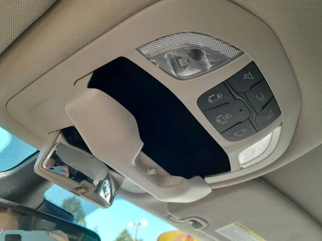 2023 Chrysler Pacifica Touring L - Photo 30