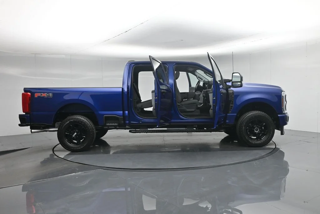 New 2026 Argon Blue Metallic Ford XL image 4