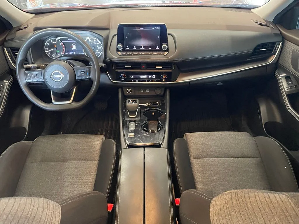 Used 2023 Red Nissan SV image 11