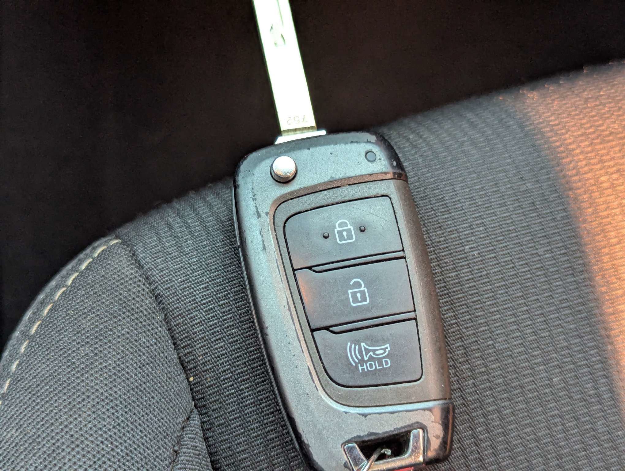 Used 2022 Green Hyundai SEL image 27
