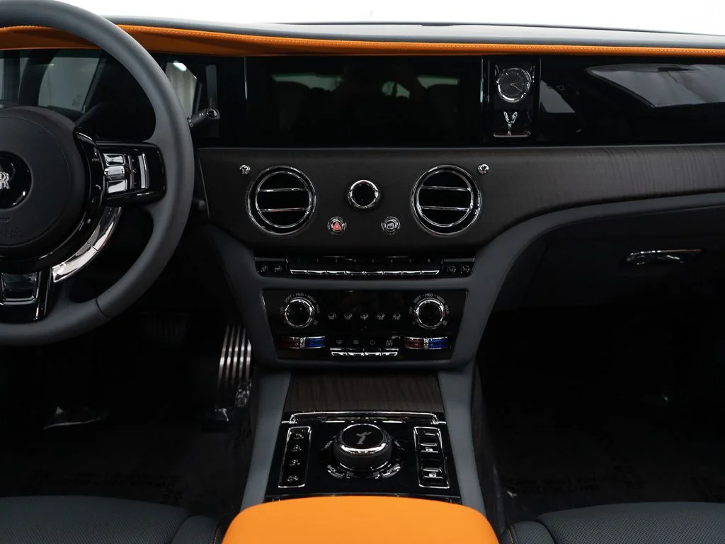 New 2026 Tempest Grey Rolls-Royce  image 37