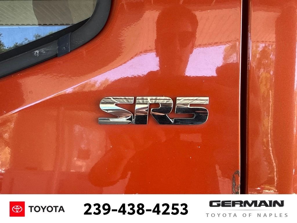 Used 2018 Orange Toyota SR5 image 5