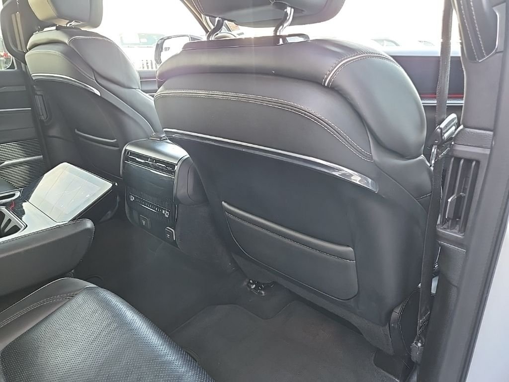 Used 2024 White/off-white Jeep Series II image 98