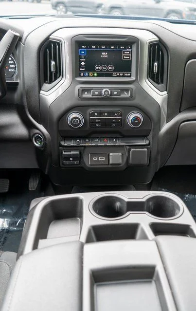 Used 2024 Blue Chevrolet Custom image 15