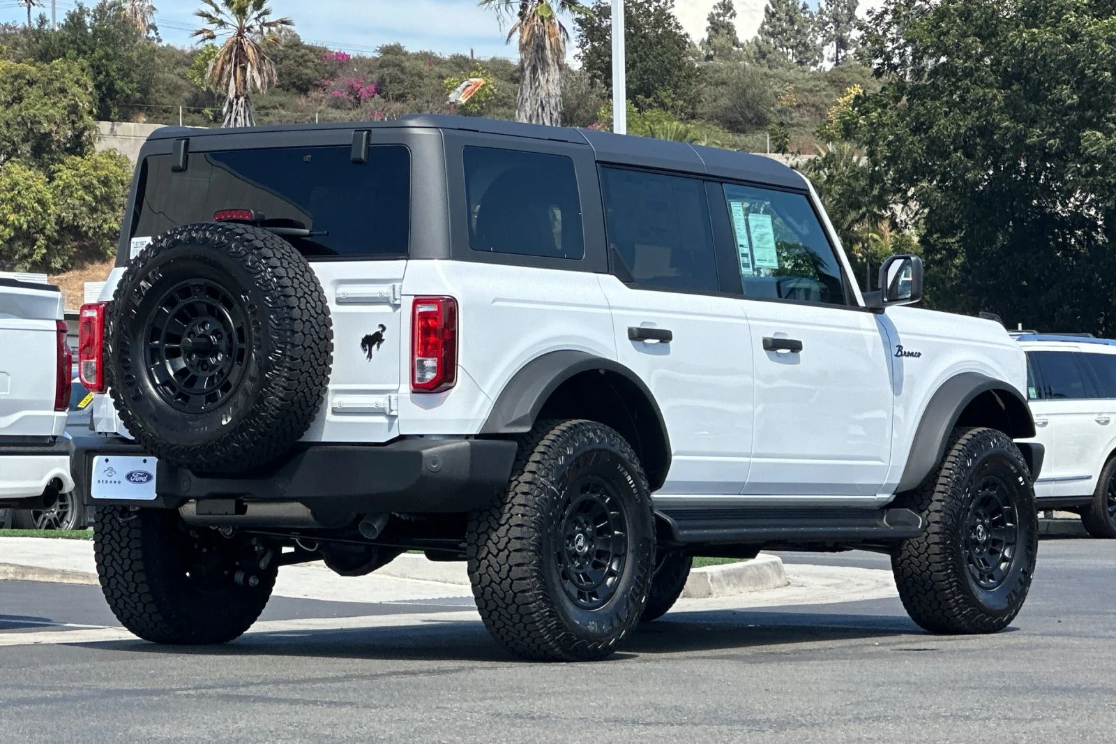 New 2026 Oxford White Ford Matte Black image 3