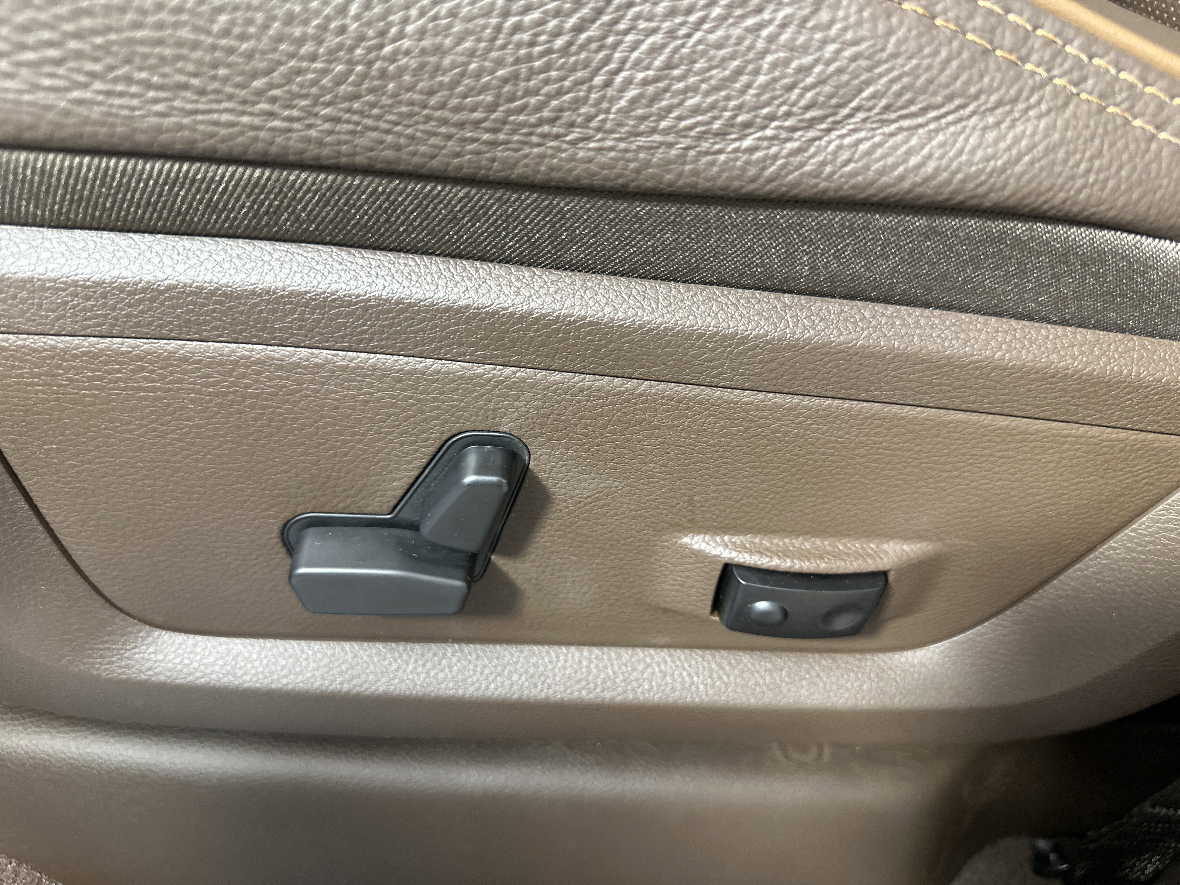 2025 RAM 3500 Limited/Longhorn - Photo 10