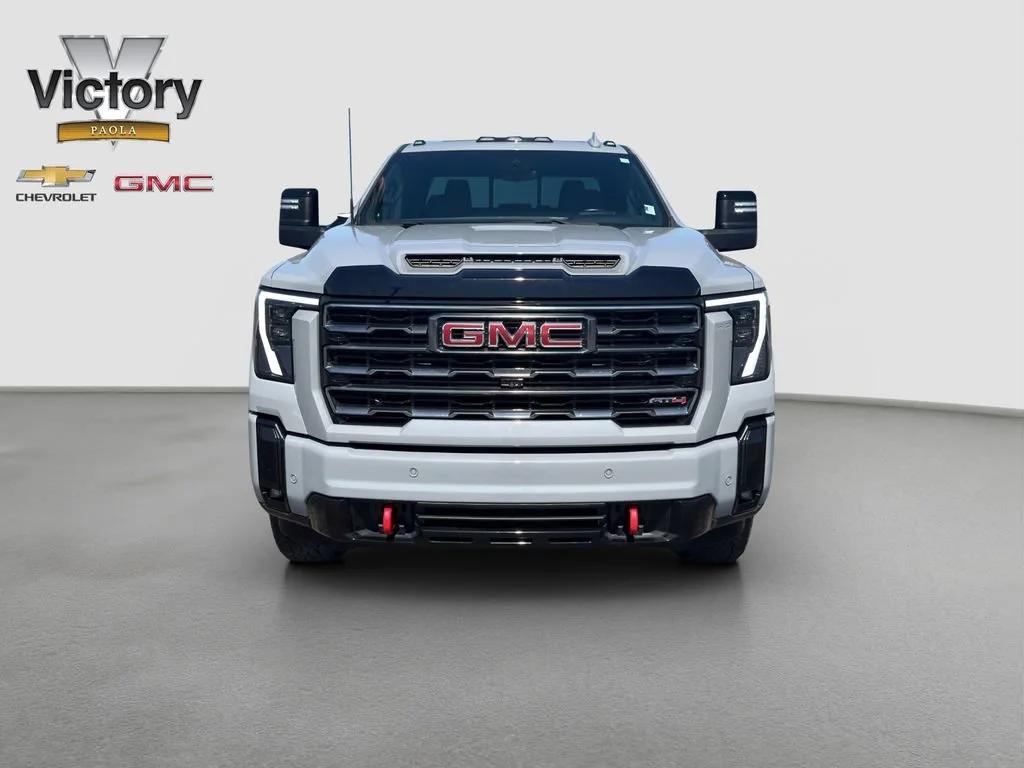Used 2025 GMC Sierra 2500HD AT4 with VIN 1GT4UPEY8SF202467 for sale in Kansas City