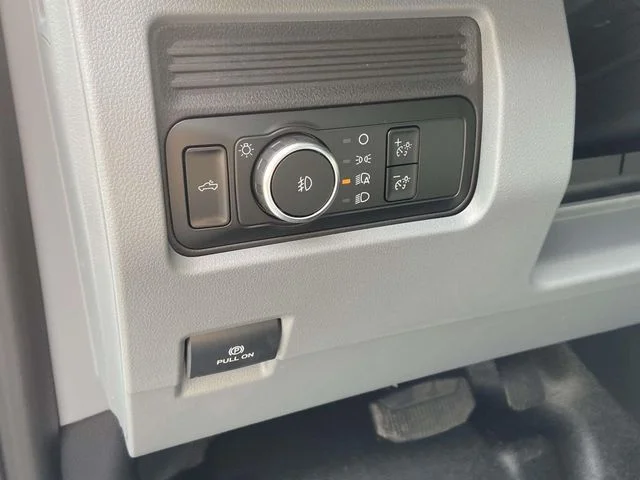 New 2026 Oxford White Ford F-250® XL image 14