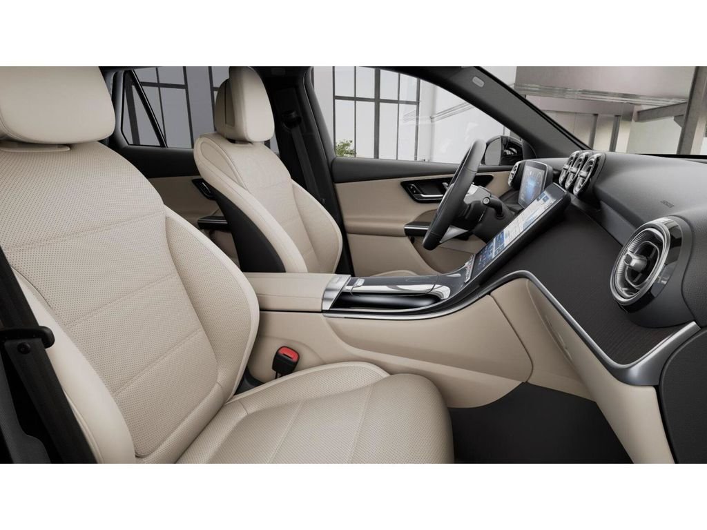 New 2026 Black Mercedes-Benz GLC 300 image 4