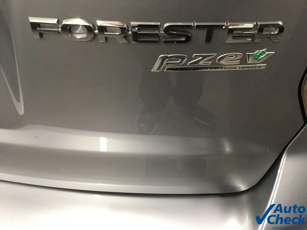 Used 2016 Silver Subaru 2.5i Premium image 15