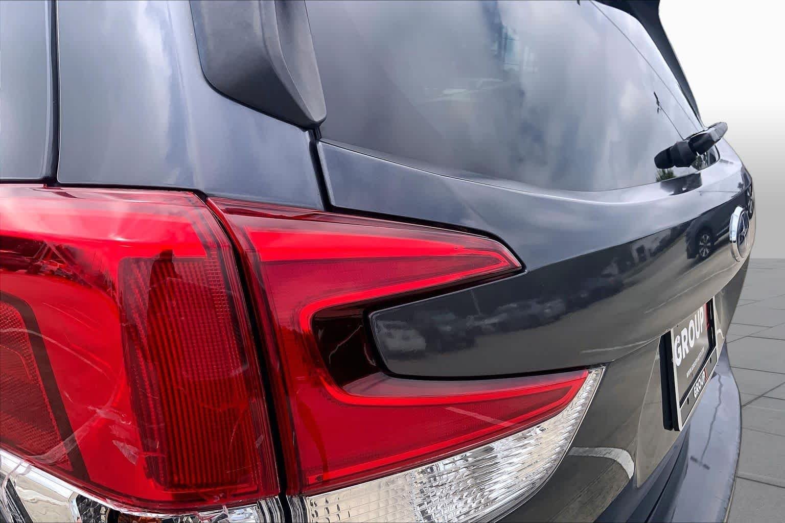 Used 2022 Magnetite Gray Metallic Subaru Premium image 28