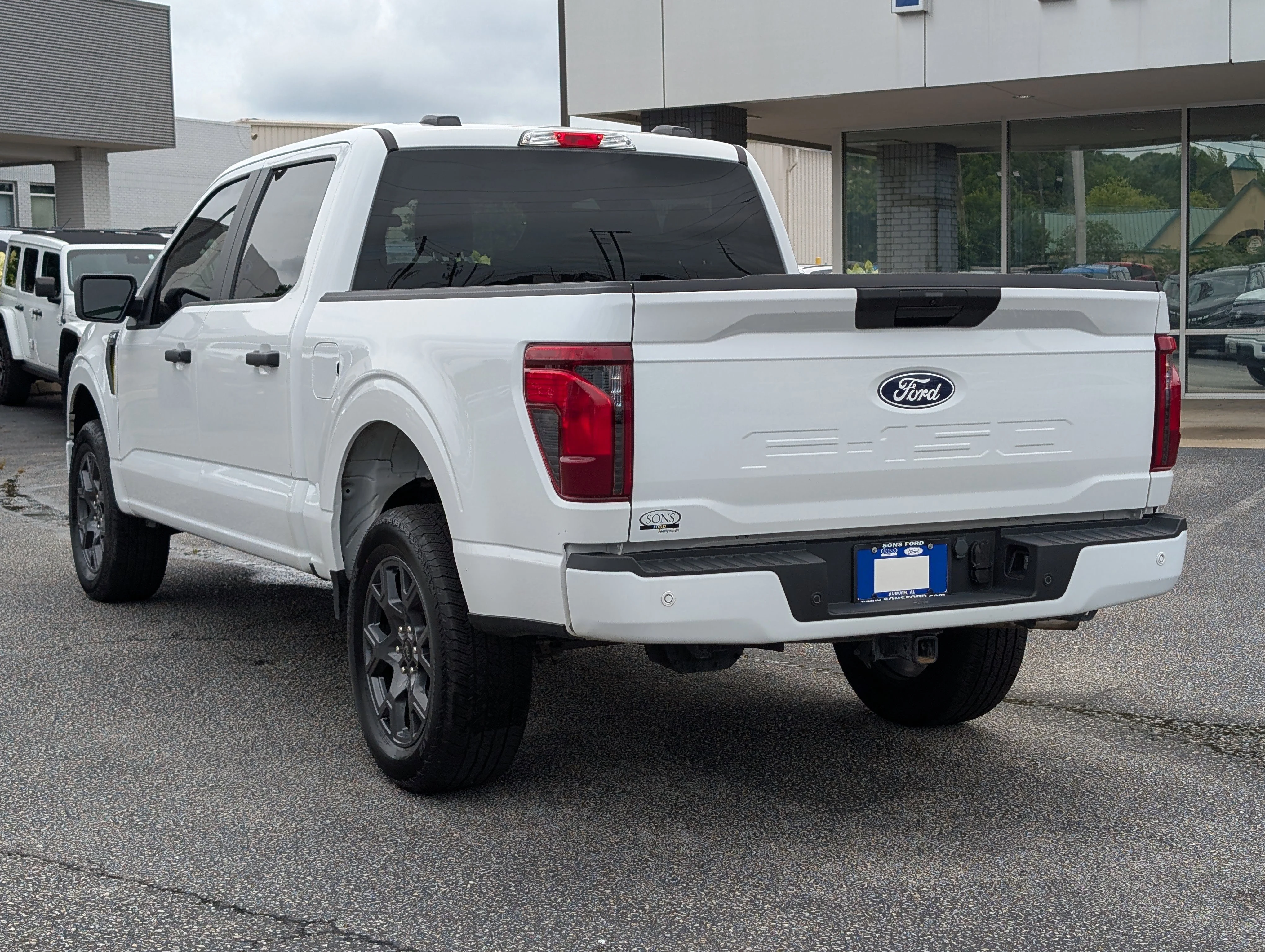 Used 2024 Oxford White Ford STX image 13