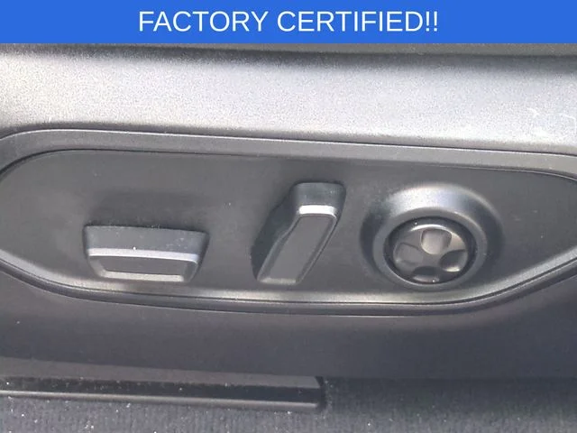 Used 2023 White Jeep Altitude X image 17