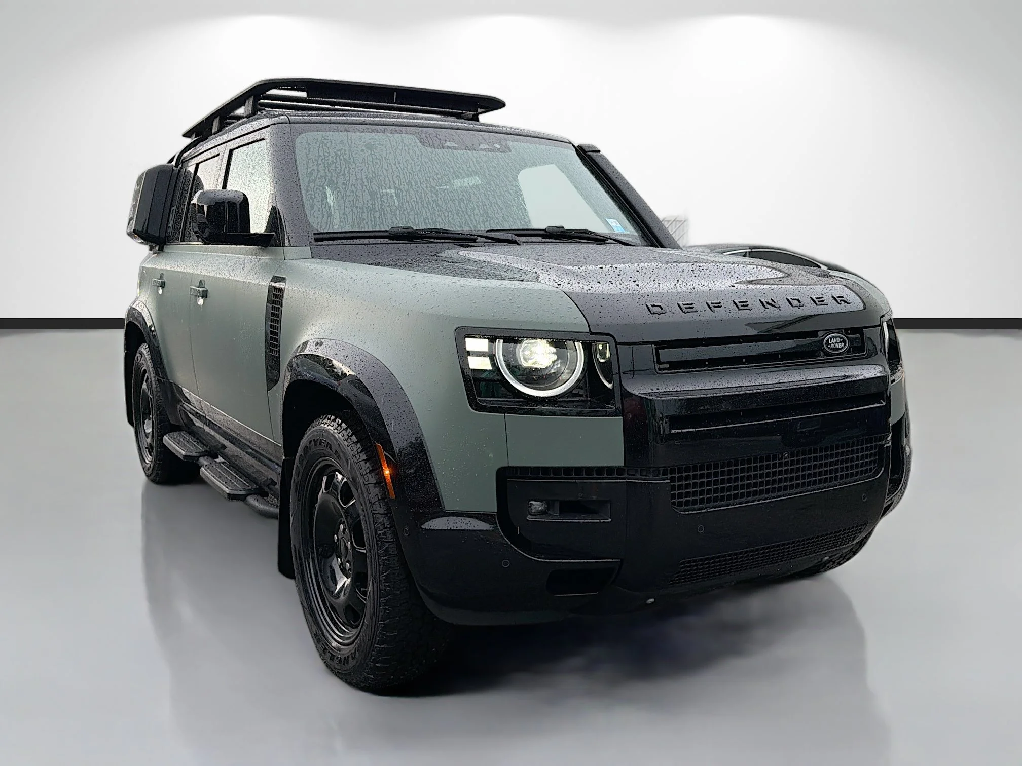 New 2026 Keswick Green Metallic Land Rover Trophy Edition Keswick image 7