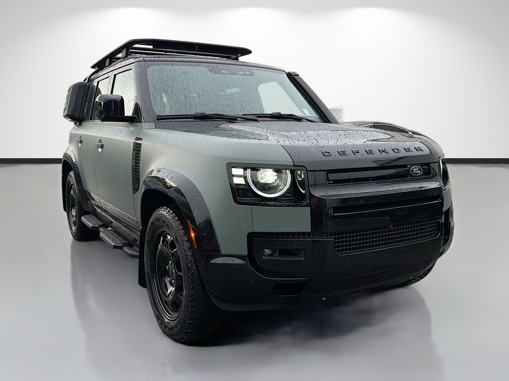 New 2026 Keswick Green Metallic Land Rover Trophy Edition Keswick image 7