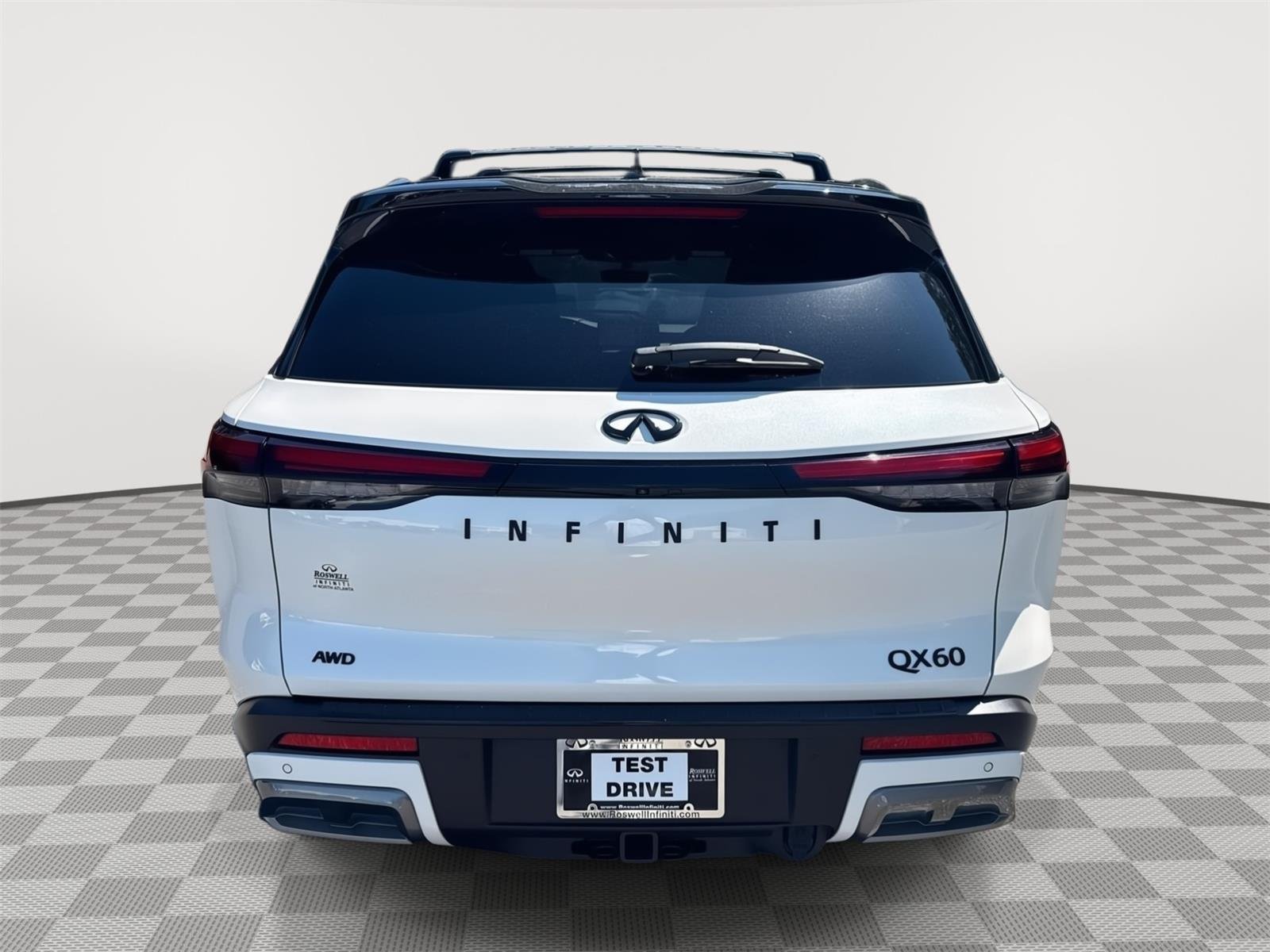 Used 2025 Majestic White/Black Obsidian INFINITI AUTOGRAPH image 7