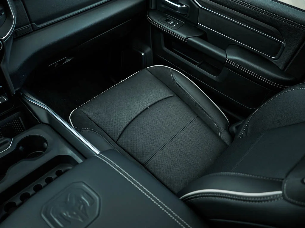 New 2026 Forged Blue Metallic RAM LARAMIE image 24