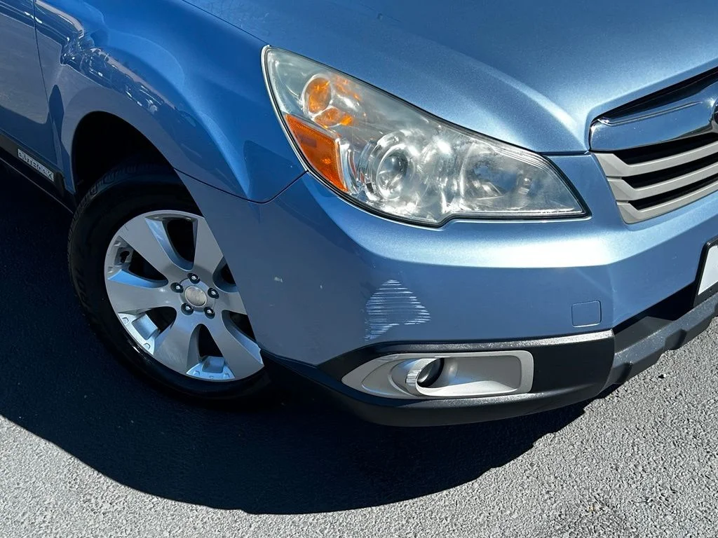 Used 2010 Subaru Outback I Premium with VIN 4S4BRBCC0A3333181 for sale in Kirkland, WA